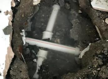 连云阳台漏水维修公司为您分享楼上楼下漏水怎么处理